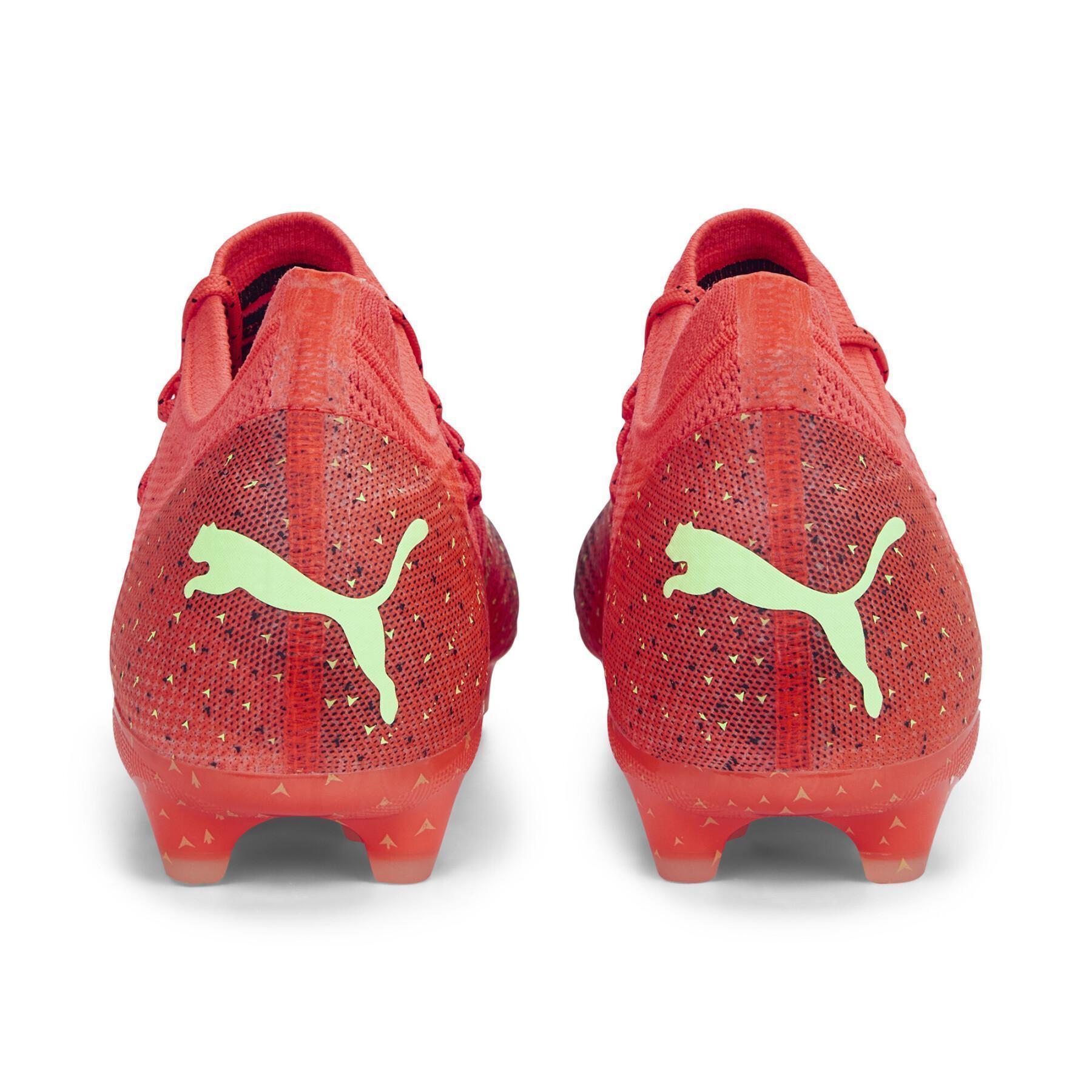 Soccer shoes Puma Future Z 1.4 FG/AG - Fearless Pack
